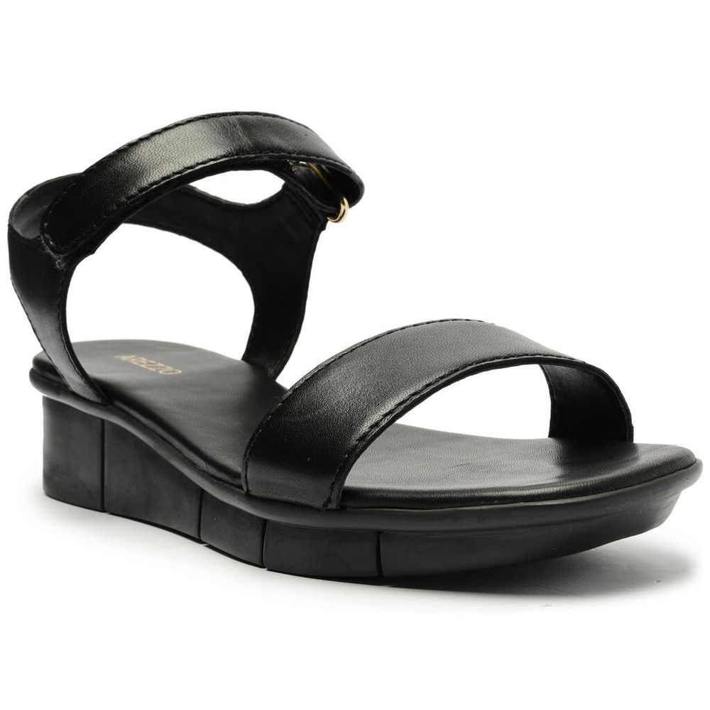 sandalia-preta-couro-flatform-comfort-02405-arezzo-1 sandalia-preta-couro-flatform-comfort-02405-arezzo-1