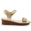 sandalia-dourada-couro-flatform-comfort-02405-arezzo-2