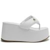 sandalia-plataforma-branca-pelica-21104-schutz-1