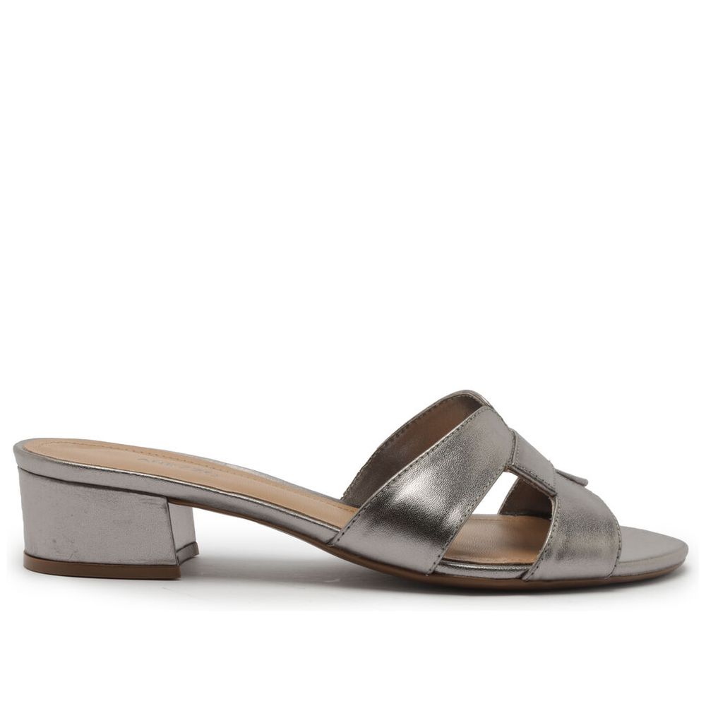 sandalia-prata-couro-salto-bloco-a03199-arezzo-1 sandalia-prata-couro-salto-bloco-a03199-arezzo-1