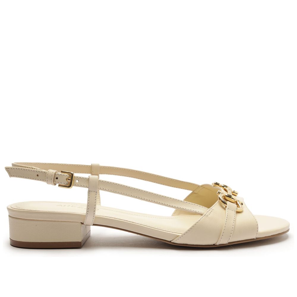 sandalia-arezzo-off-white-couro-salto-baixo-slingback-bridao-a12139-1