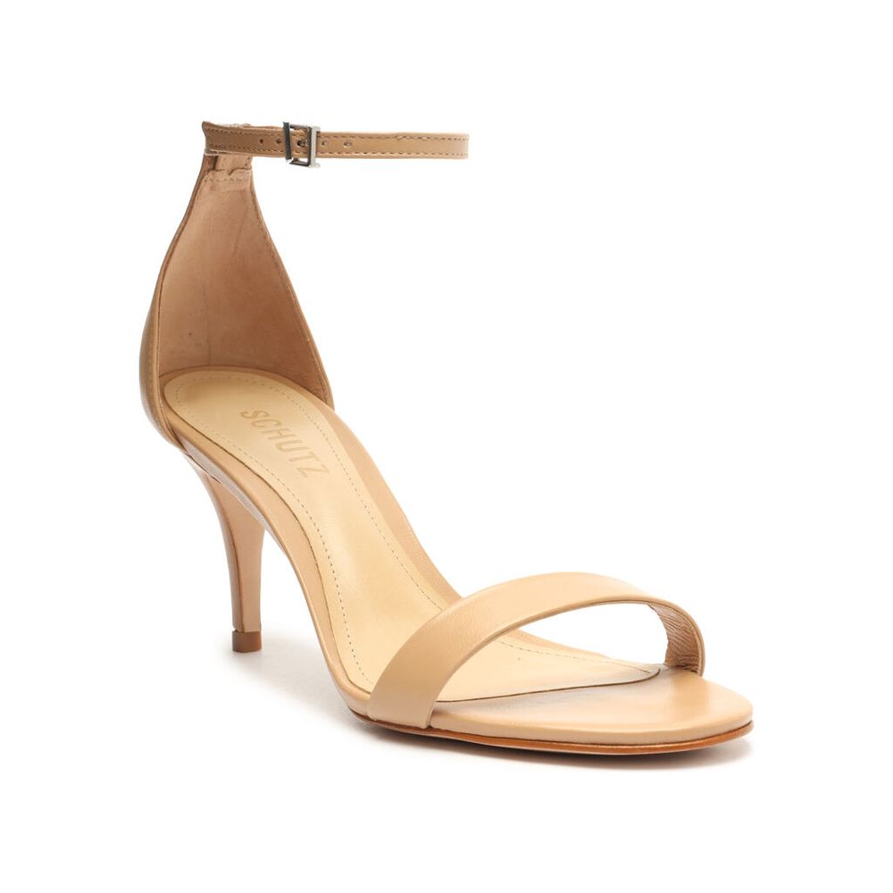 sandalia-gisele-salto-medio-couro-bege-04229-schutz-1 sandalia-gisele-salto-medio-couro-bege-04229-schutz-1