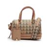 bolsa-mini-bowling-triangle-amendoa-s50018-schutz-1 bolsa-mini-bowling-triangle-amendoa-s50018-schutz-1