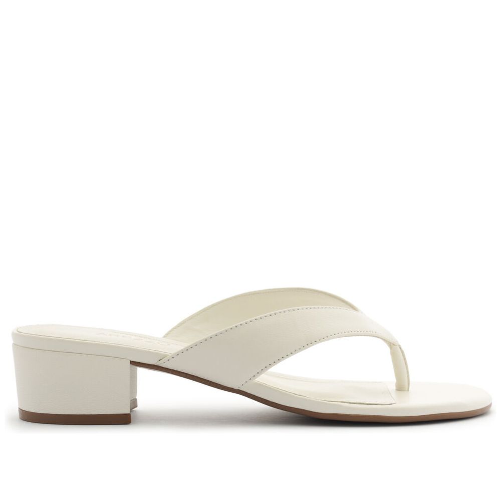 sandalia-arezzo-off-white-salto-bloco-cortica-tiras-1