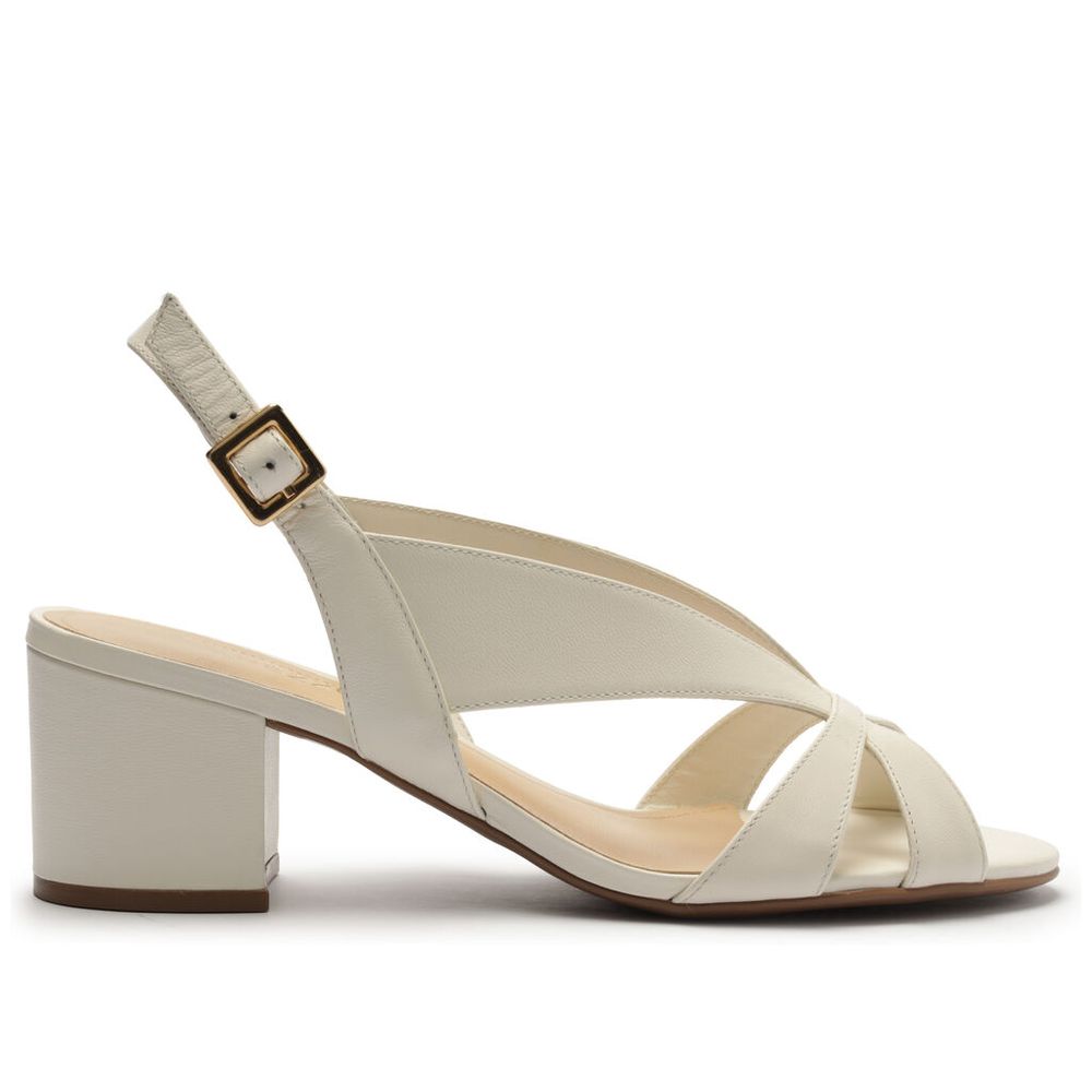 sandalia-arezzo-off-white-couro-salto-bloco-tiras-cabedal-1