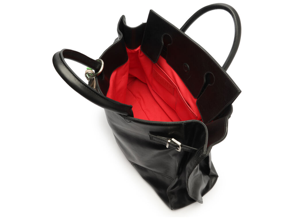 bolsa-schutz-tote-preta-grande-chave-50010-2