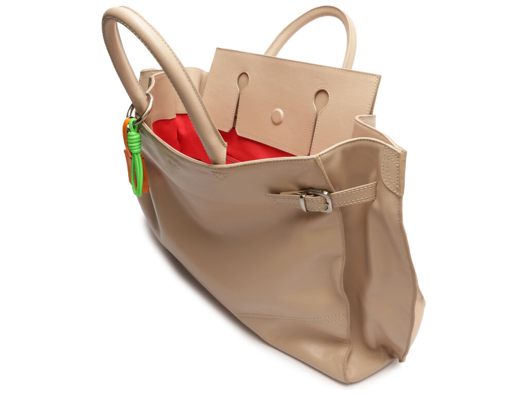 bolsa-schutz-tote-grande-couro-nude-chave-2