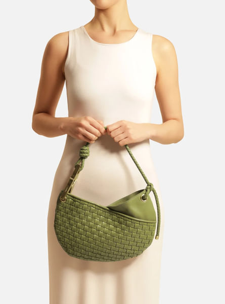 bolsa-arezzo-tiracolo-verde-couro-media-maia-tresse-2