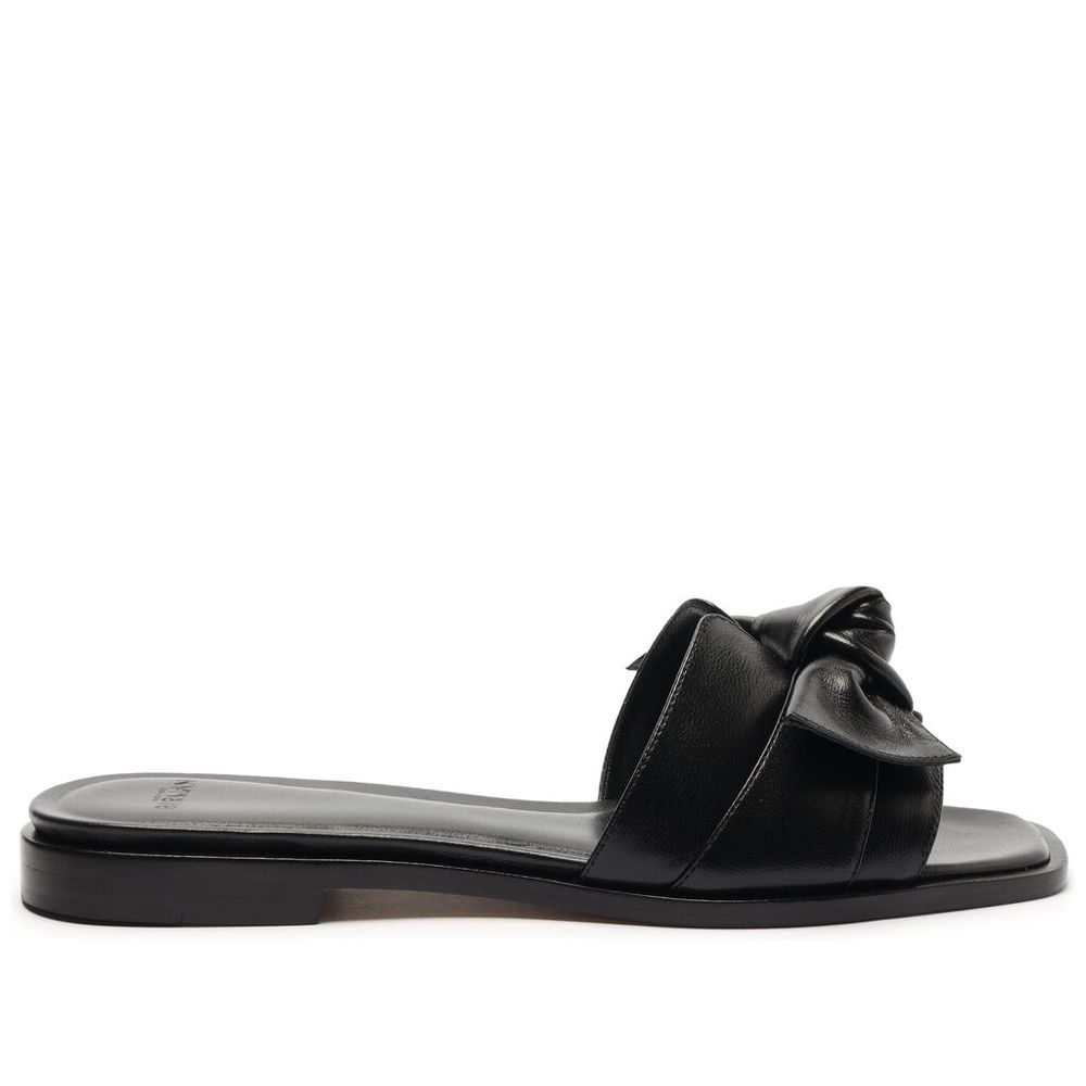 sandalia-maxi-clarita-square-flat-black-b35987-alexandre-birman-1