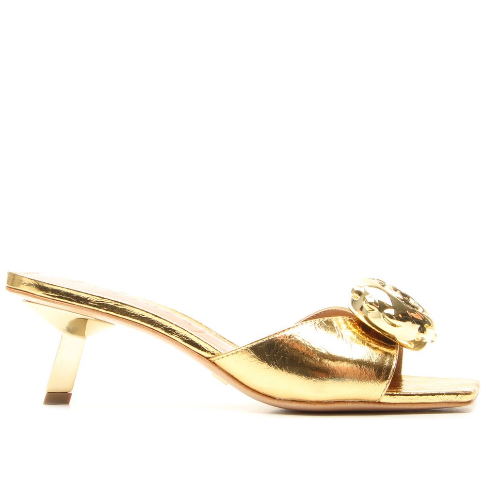 tamanco-vicenza-lorena-dourado-couro-adorno-concha-1 tamanco-vicenza-lorena-dourado-couro-adorno-concha-1