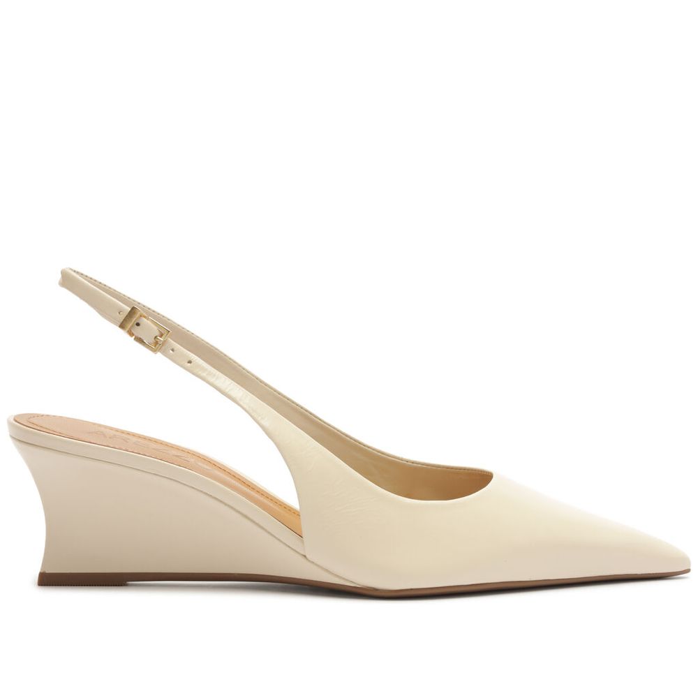 scarpin-arezzo-off-white-couro-salto-baixo-anabela-slingback-1 scarpin-arezzo-off-white-couro-salto-baixo-anabela-slingback-1