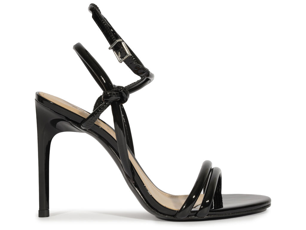 sandalia-schutz-preta-verniz-minimalista-salto-alto-fino-1