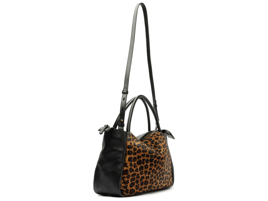 bolsa-arezzo-tote-animal-print-grande-tag-metal-2