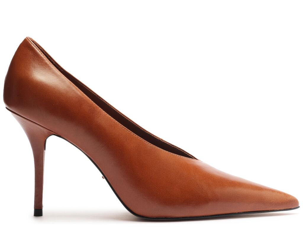 scarpin-arezzo-caramelo-couro-salto-alto-fino-modern-1