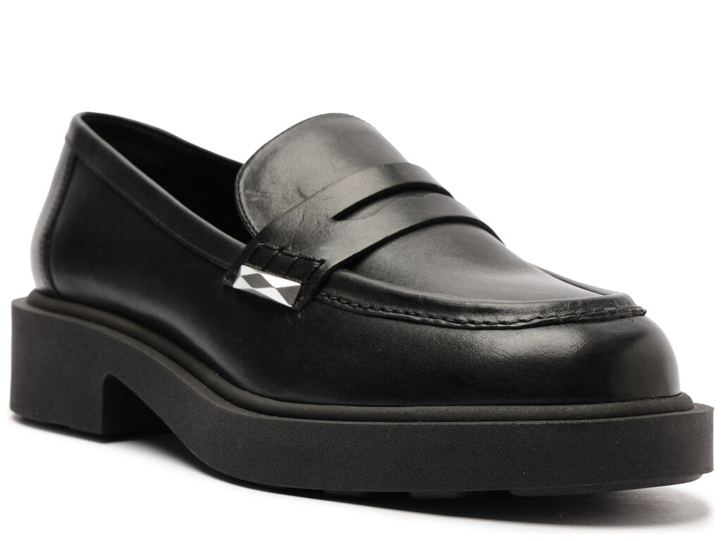 mocassim-arezzo-preto-couro-bloco-tira-detalhe-2
