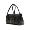 bolsa-arezzo-tiracolo-preta-couro-matelasse-grande-metal-2