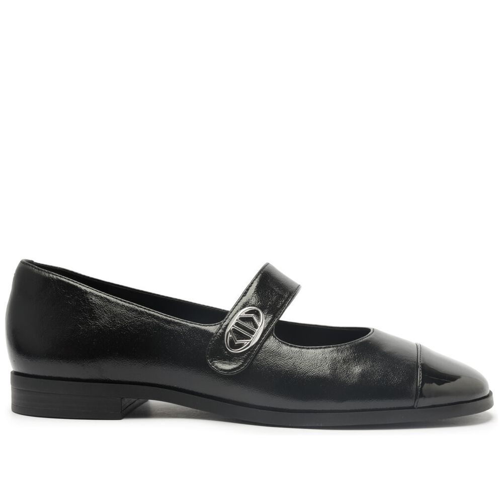 sapatilha-arezzo-preta-couro-cap-toe-verniz-1
