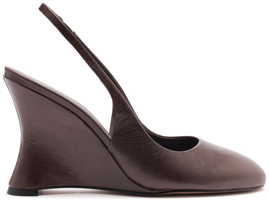 scarpin-arezzo-marrom-couro-salto-anabela-slingback-1