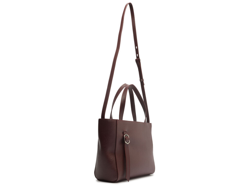 bolsa-arezzo-tote-vinho-media-fivela-textura-2