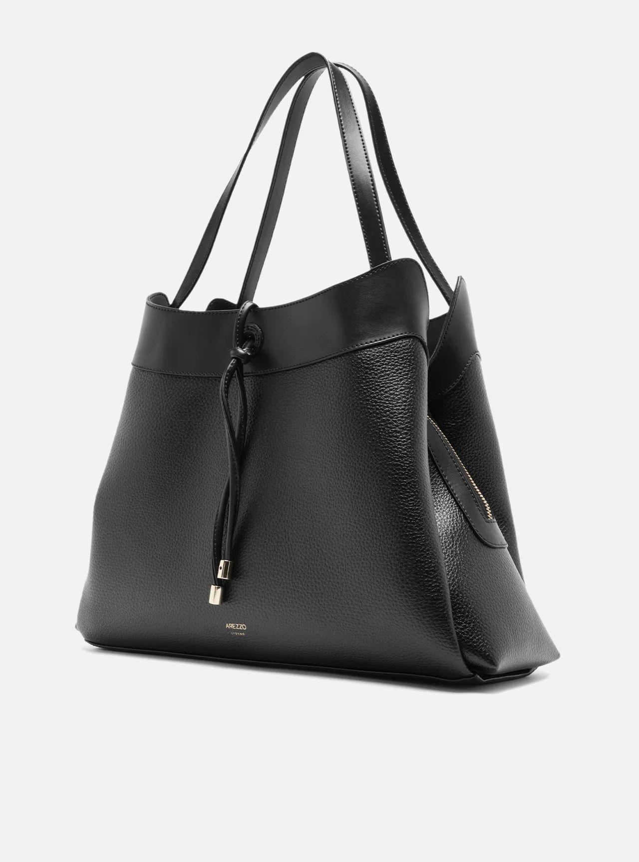 bolsa-arezzo-hobo-preta-grande-bag-charm-2