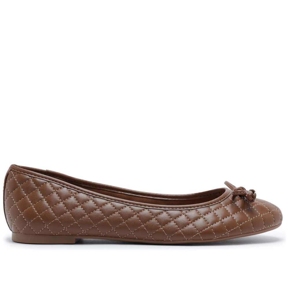 sapatilha-arezzo-caramelo-matelasse-bico-redondo-laco-1