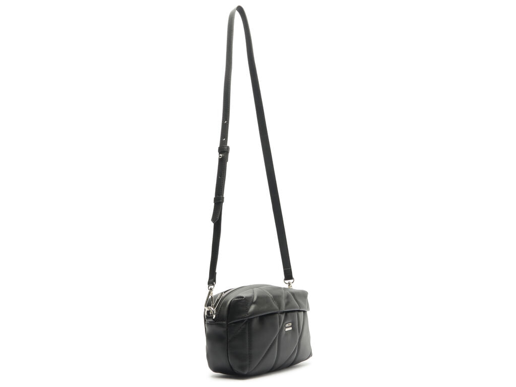 bolsa-arezzo-tiracolo-preta-matelasse-media-2