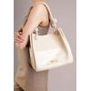 bolsa-vicenza-hobo-luiza-media-bege-couro-croco-2