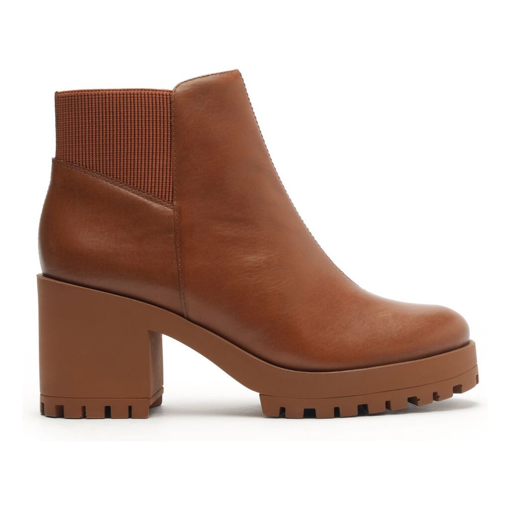 bota-arezzo-caramelo-couro-cano-curto-sola-tratorada-1 bota-arezzo-caramelo-couro-cano-curto-sola-tratorada-1