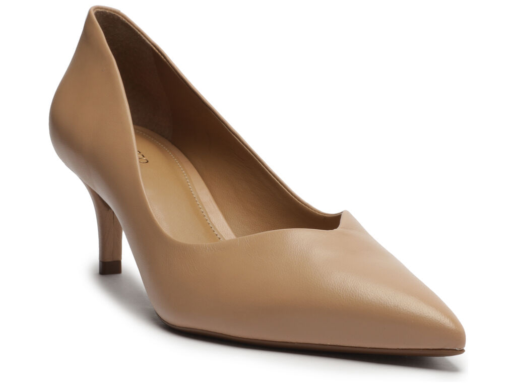 scarpin-arezzo-nude-couro-salto-baixo-fino-2