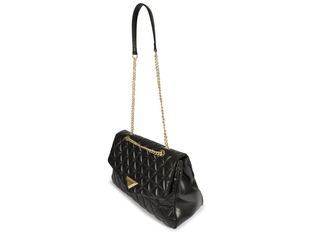 bolsa-schutz-couro-preta-grande-quilted-corrente-dourada-detalhe-triangular-2