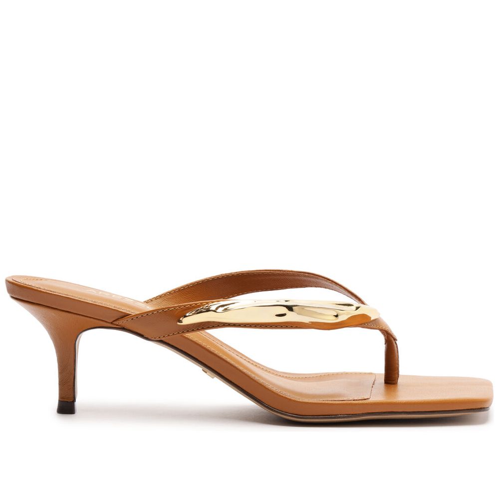 sandalia-arezzo-couro-tira-fina-detalhe-dourado-salto-fino-1