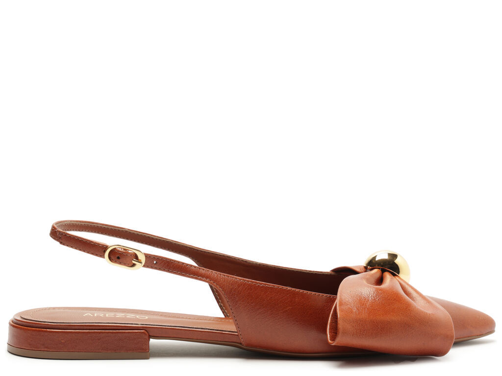 sapatilha-arezzo-slingback-couro-caramelo-laco-e-detalhe-dourado-1