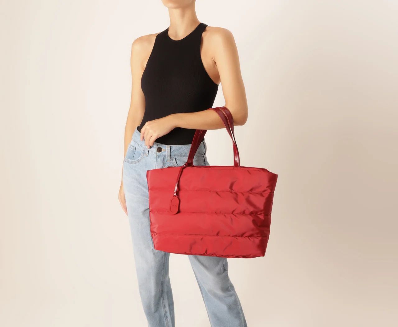 bolsa-anacapri-shopping-grande-nylon-fluffy-vermelha-2