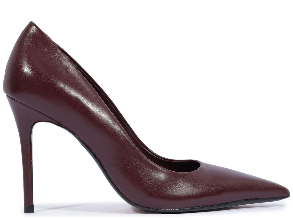 scarpin-schutz-vinho-couro-salto-fino-bico-fino-1