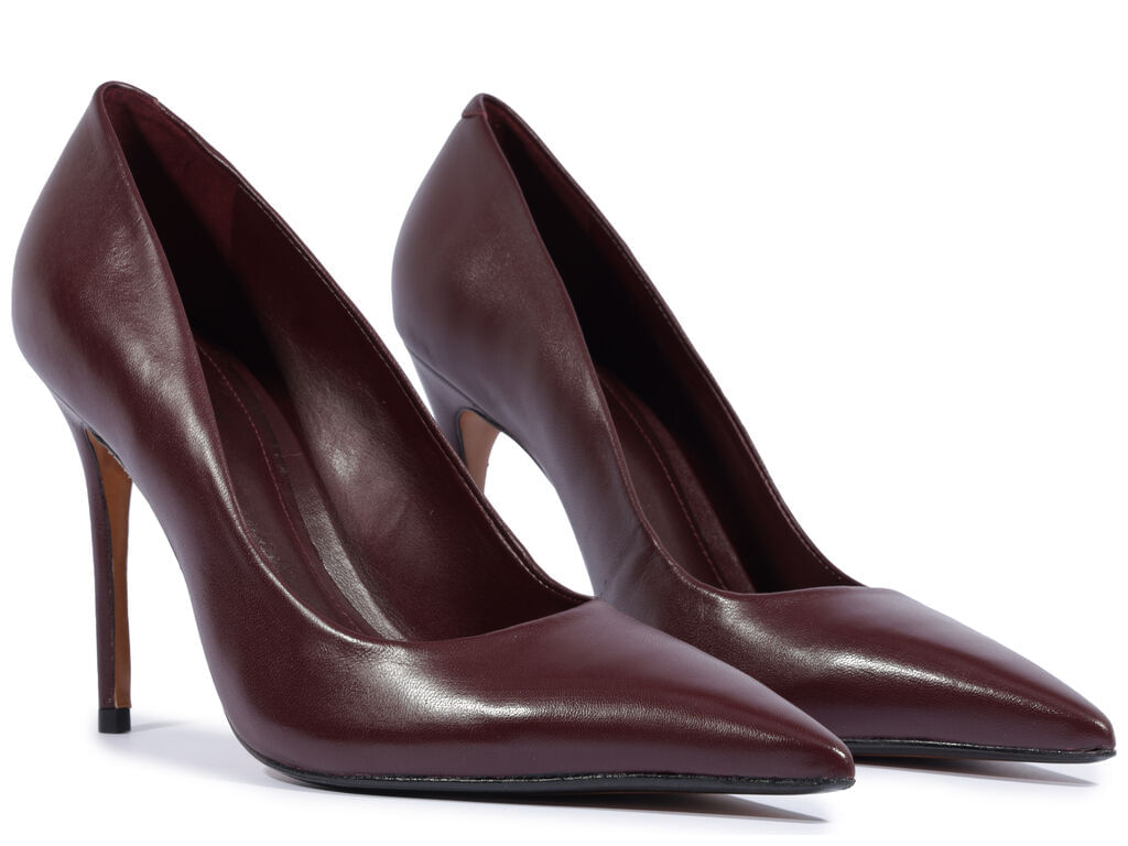 scarpin-schutz-vinho-couro-salto-fino-bico-fino-2
