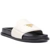 slide-schutz-couro-branco-logo-dourado-2
