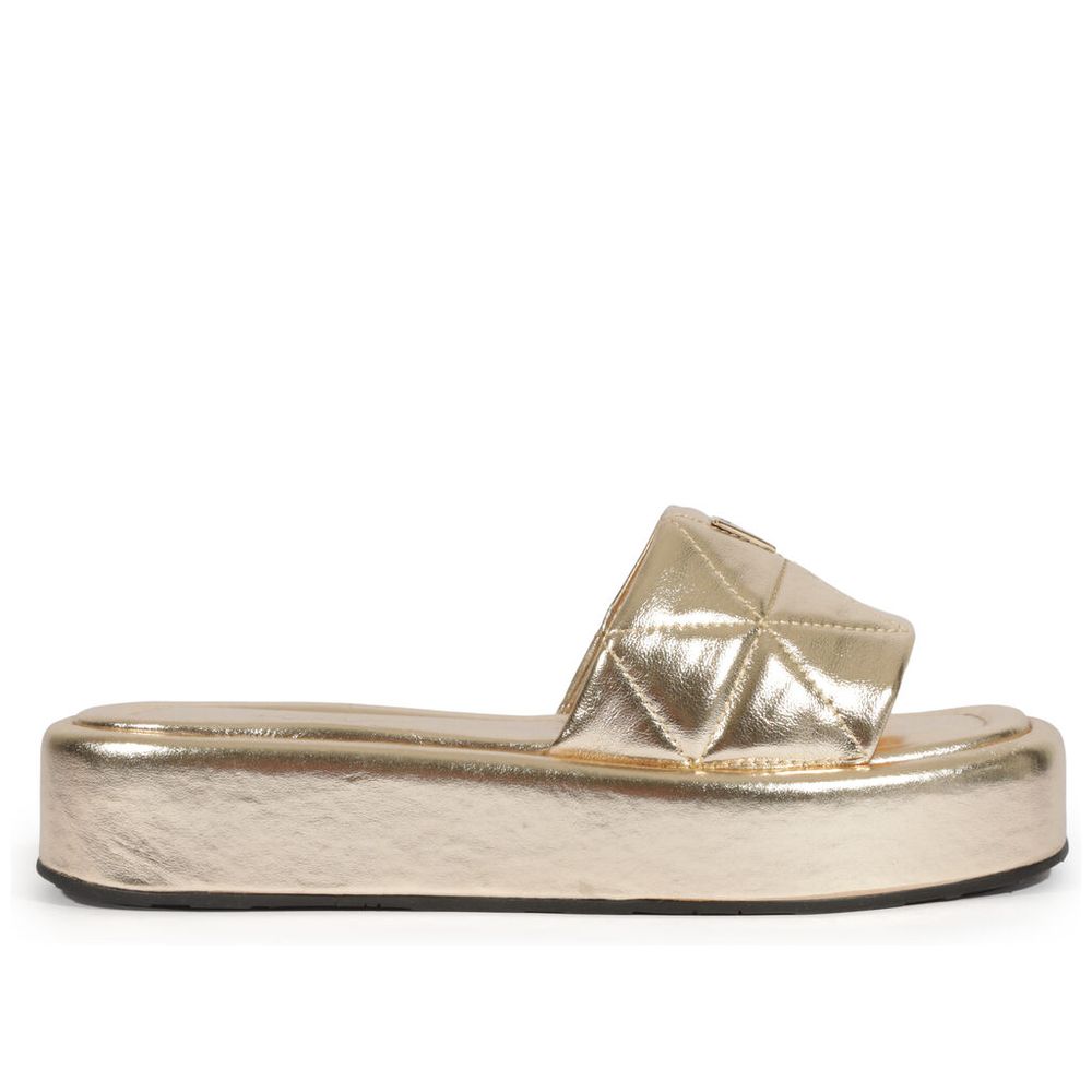sandalia-schutz-papete-viena-matelasse-dourada-1