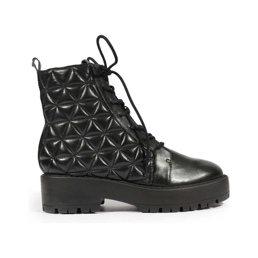 bota-schutz-coturno-matelasse-preta-cadarco-1