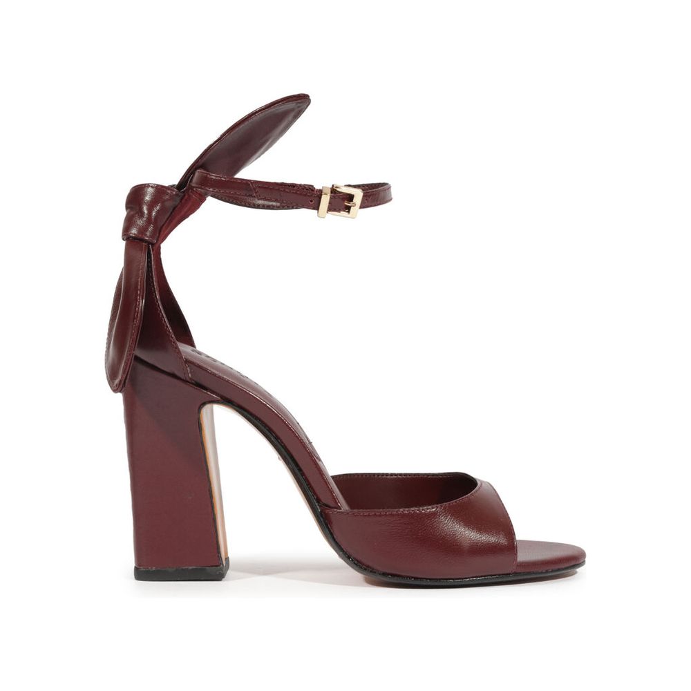 sandalia-schutz-kaycee-couro-vinho-salto-bloco-alto-1
