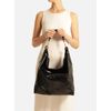 bolsa-arezzo-hobo-preta-couro-grande-alca-metais-5001-2