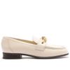 mocassim-arezzo-off-white-couro-bico-redondo-metal-no-1
