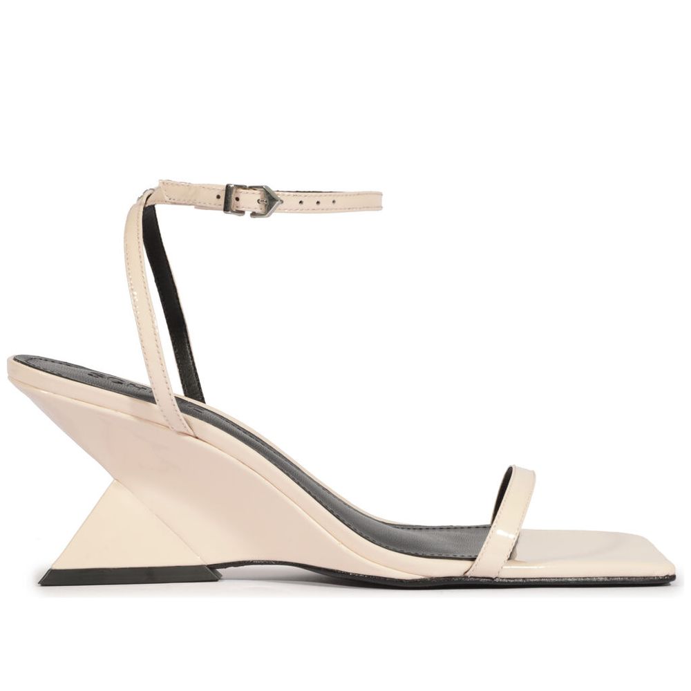 sandalia-schutz-joanna-sculpt-couro-verniz-branca-rouge-1