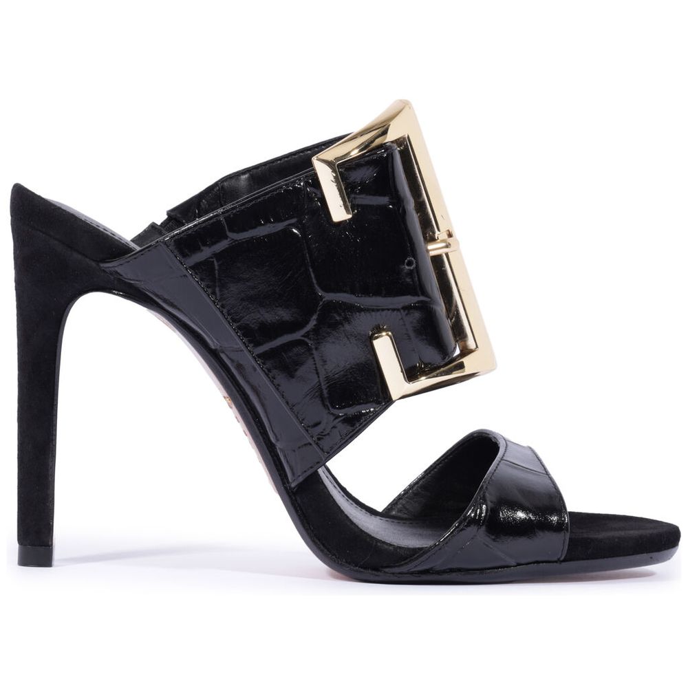 mule-schutz-preta-com-fivela-oversized-1