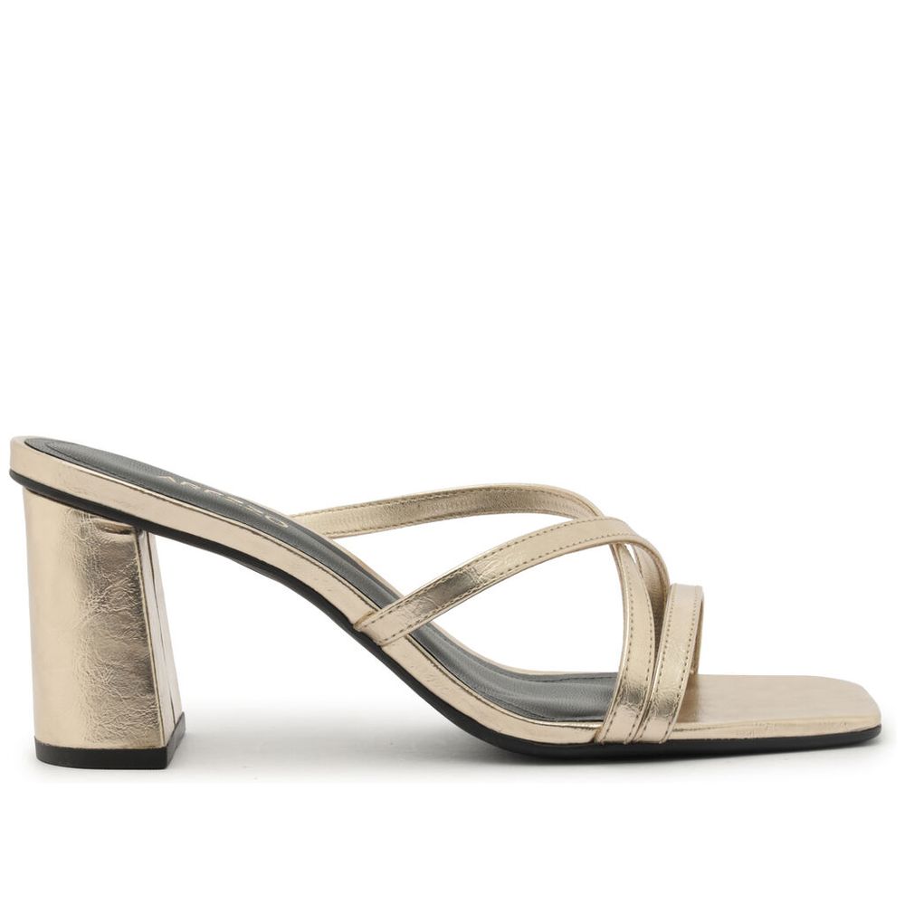 sandalia-arezzo-champagne-com-tiras-finas-e-salto-bloco-1