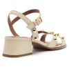 sandalia-arezzo-off-white-esferas-douradas-salto-bloco-medio-3