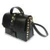 bolsa-schutz-preta-tote-media-tachas-douradas-2
