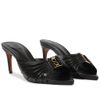 mule-schutz-couro-preto-salto-medio-3