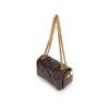 bolsa-schutz-shoulder-marrom-matelasse-media-2