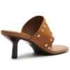 sandalia-arezzo-nobuck-caramelo-tachas-metalicas-tira-no-dedo-3