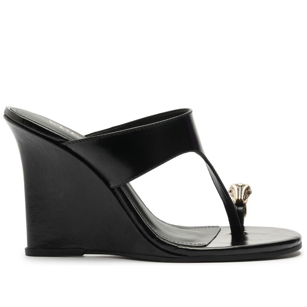 sandalia-arezzo-preta-couro-anabela-tira-thong-snake-1